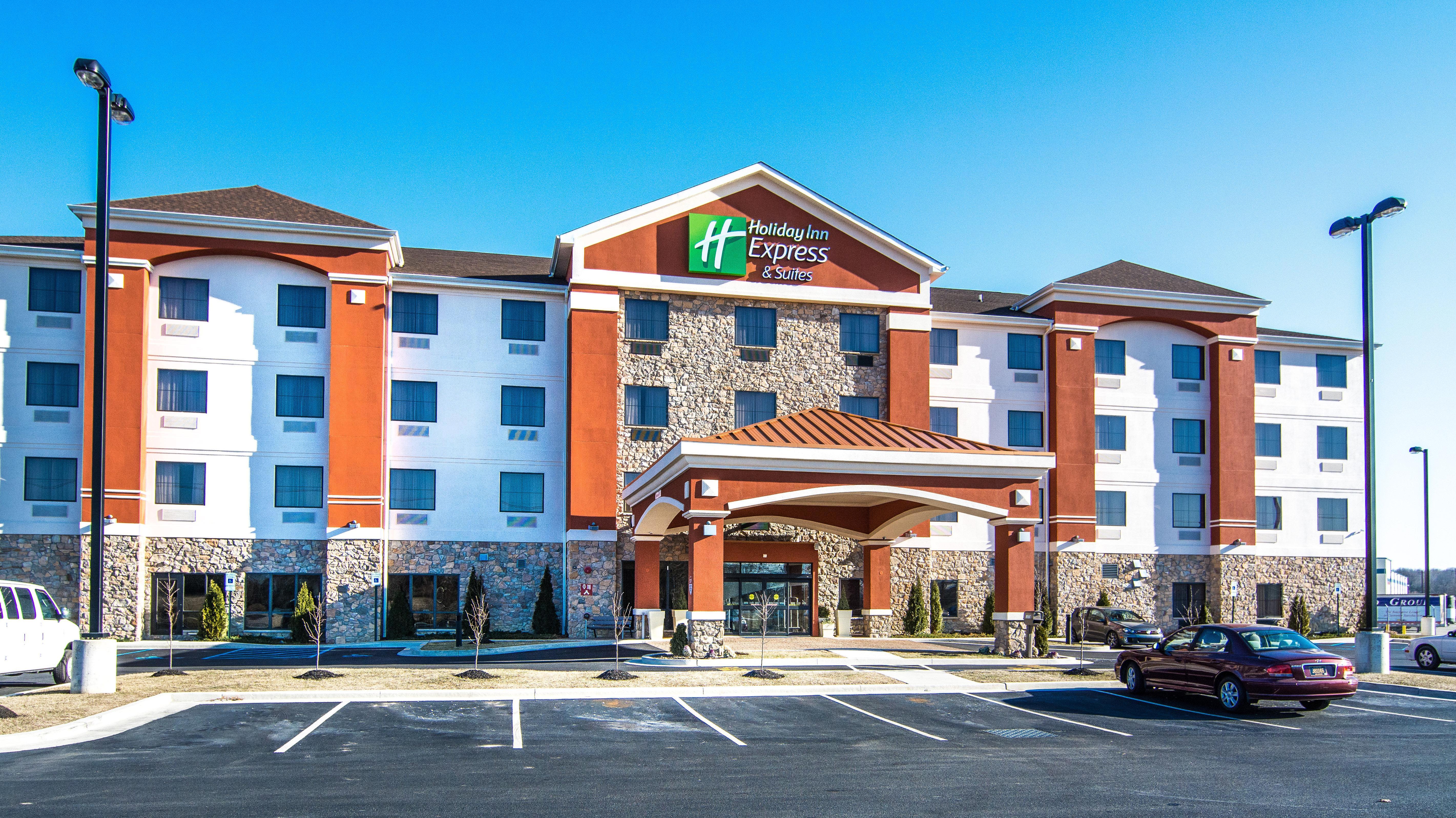 Holiday Inn Express & Suites Elkton - University Area, An Ihg Hotel Екстериор снимка