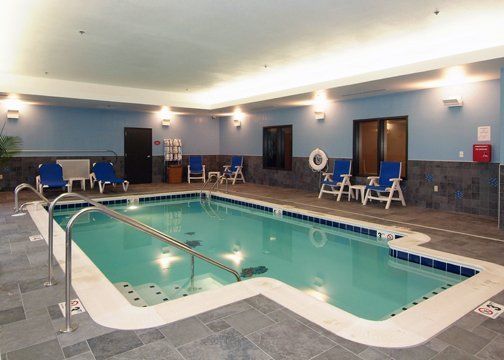Holiday Inn Express & Suites Elkton - University Area By Ihg Съоръжения снимка